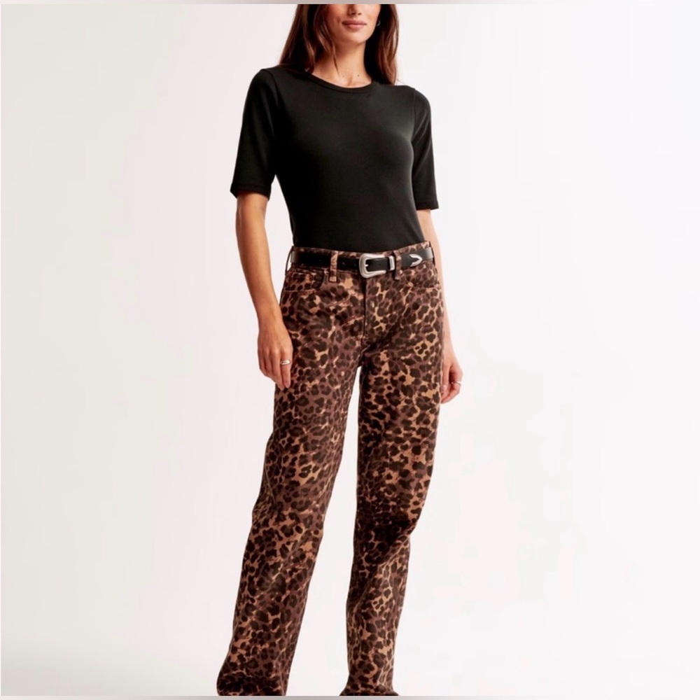 Abercrombie & Fitch Baggy Low Rise Leopard Print Jeans Size:29 - Picture 3 of 10